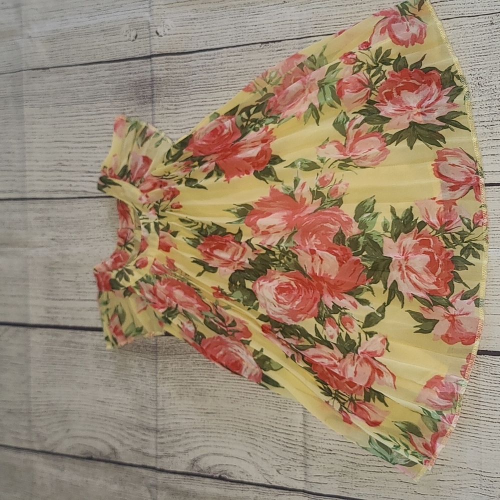 Girls dress - Picture 1 of 4